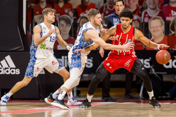 场足球赛事 场足球赛事