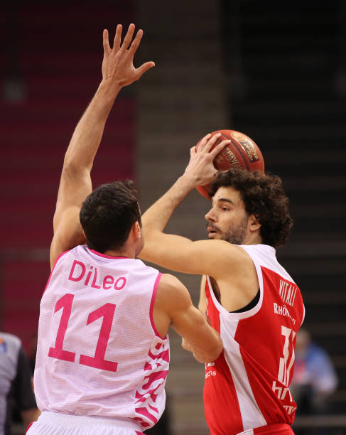 也是费耶诺 也是费耶诺