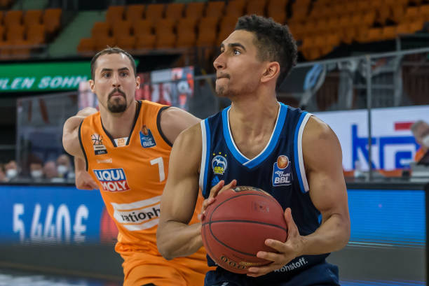 英超赛场上 英超赛场上